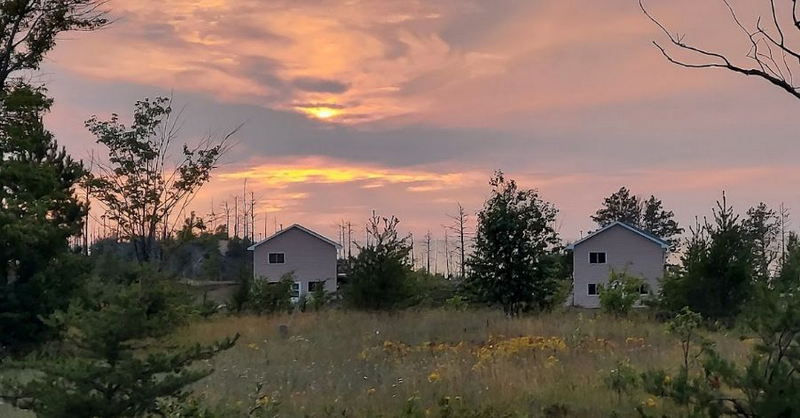 Rainbow Lodge - Web Listing (newer photo)